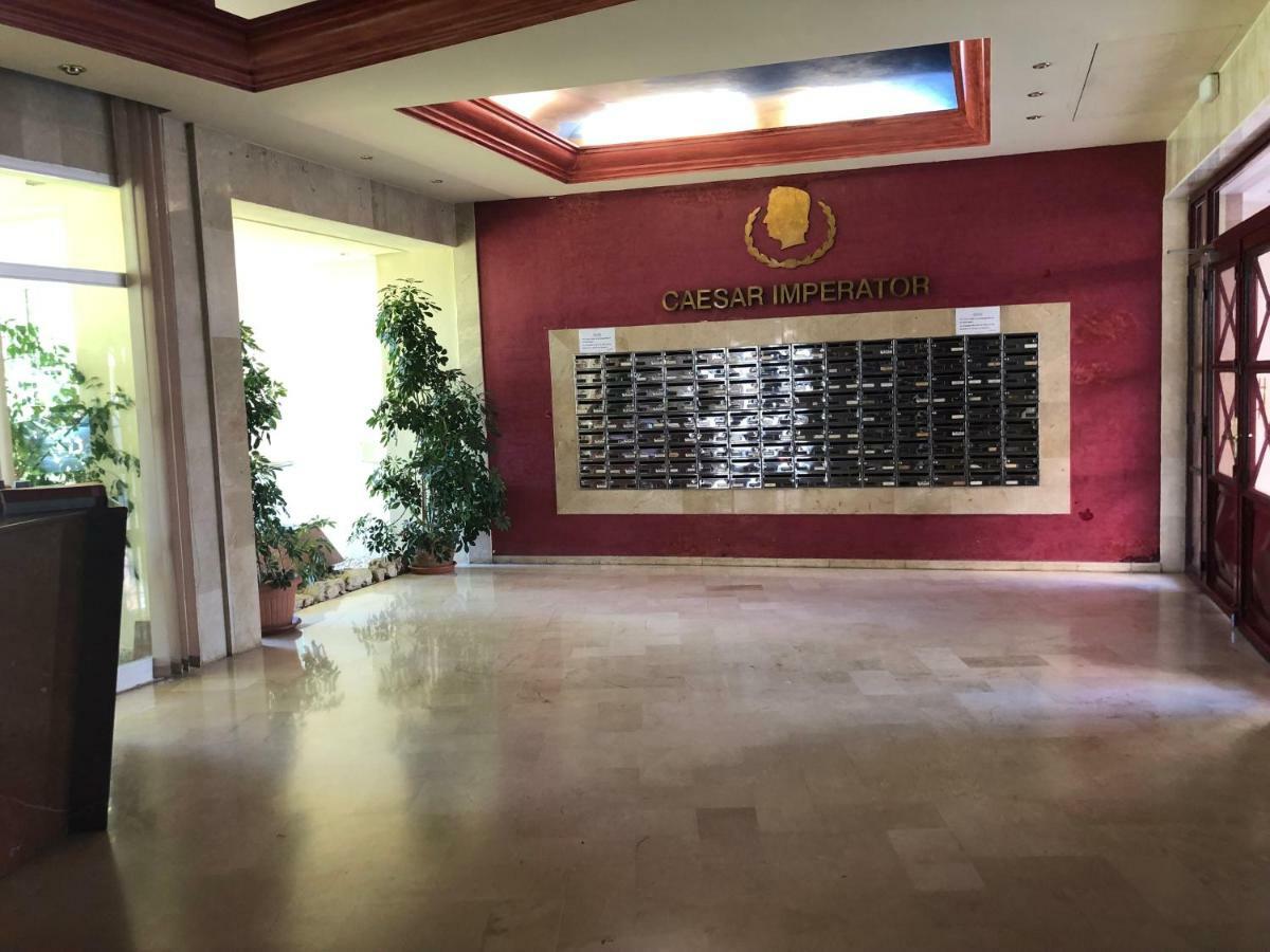 Imperator Apartment Marbella Luaran gambar